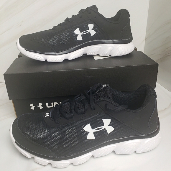 womens wide under armour shoes